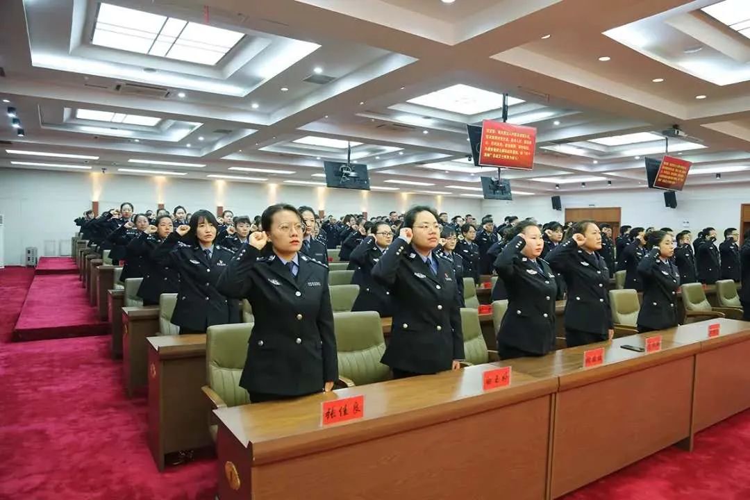 第8352页