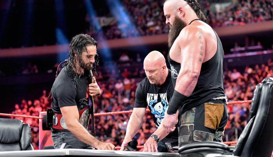 WWE最新一期热血激战，英雄荣耀的荣耀时刻