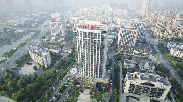 闰土股份最新动态，自然美景探索之旅的心灵觉醒