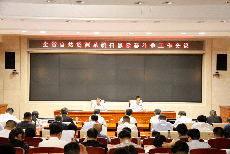 最新喷粉工招聘信息，探索自然美景之旅，寻找心灵平和与宁静的喷粉工匠之路