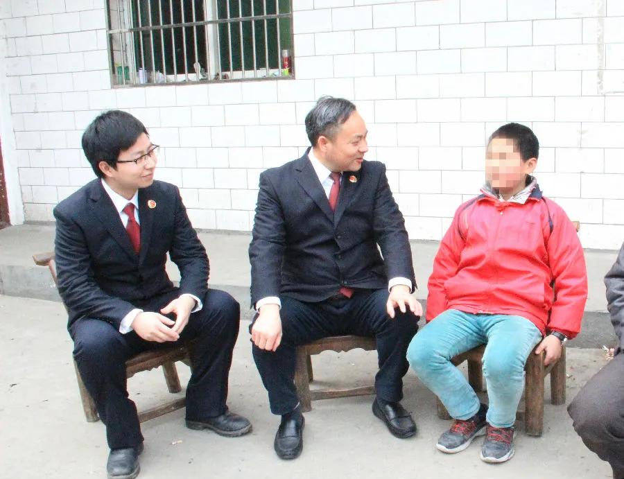 竹山新闻车祸事件最新报道与深度分析