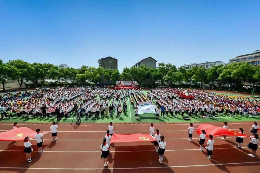 潘雨辰最新动态，学习之光引领成长之路