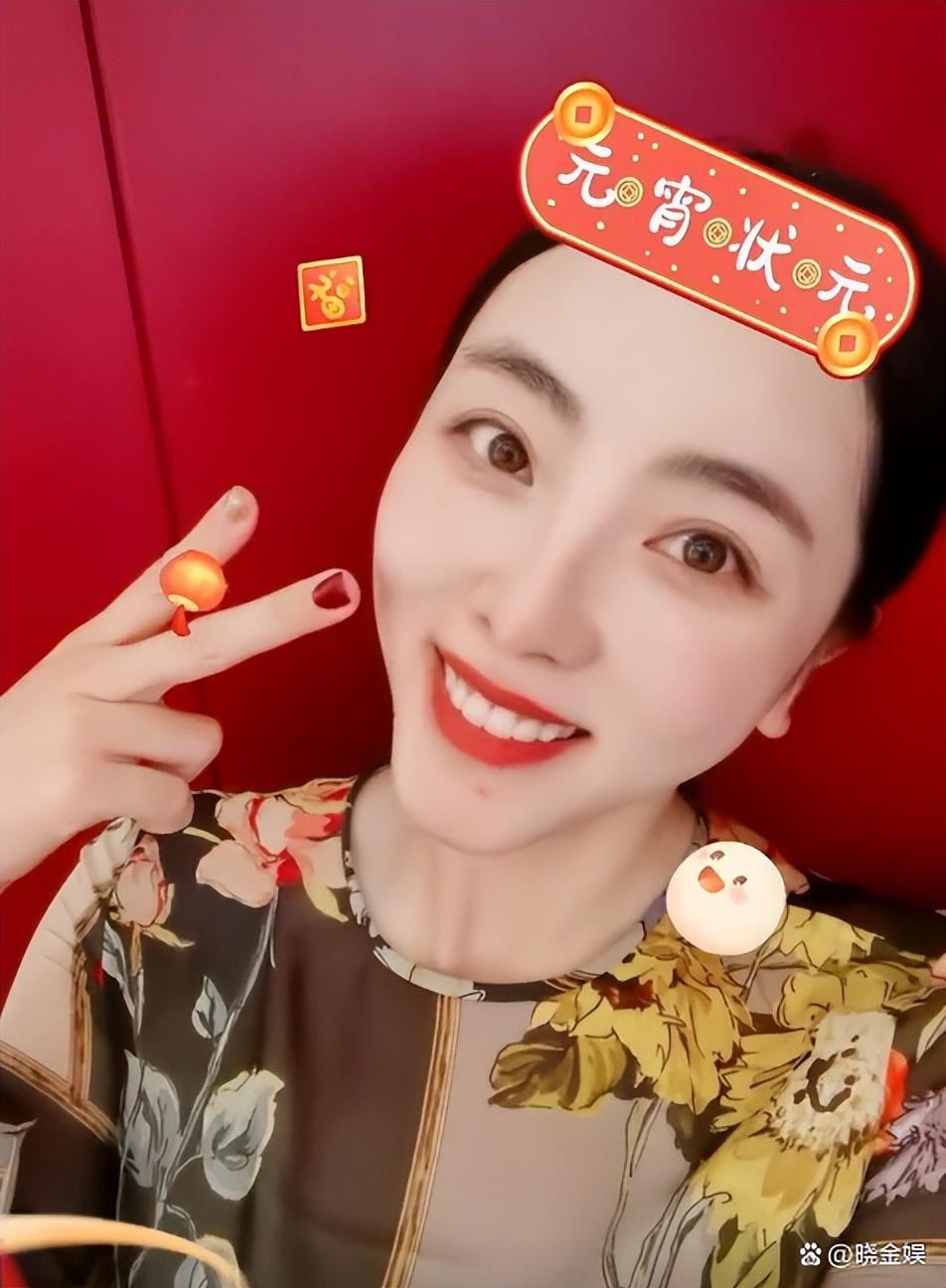 老街小巷探秘，最新烤瓷牙备牙视频之旅